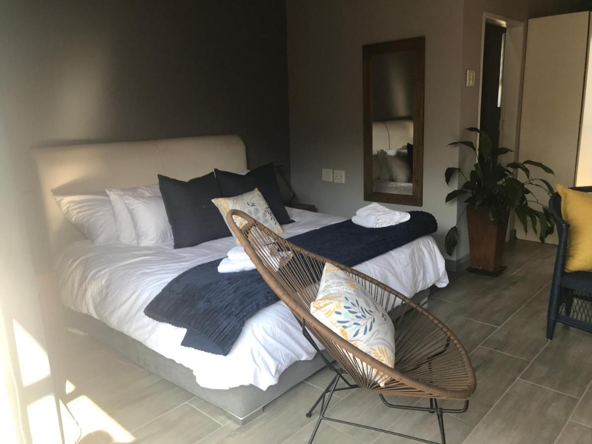 Blue Lotus Guest House Pta East-Solar Power 프레토리아 외부 사진